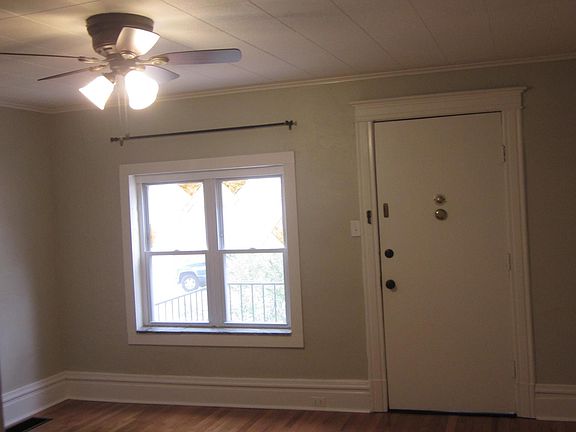 3rd image of 5510 Columbia Ave