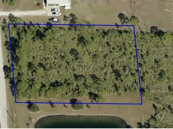 2715 Matthews Ln, Malabar, FL 32950