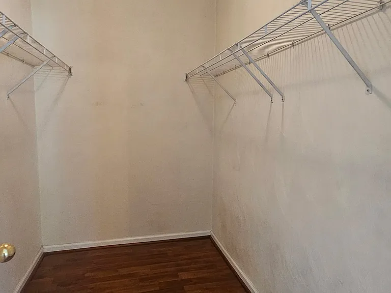 332 Summerville Ct #1 — Photo 3