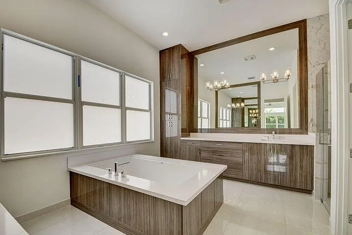12832 Veneto Springs Dr — Photo 14