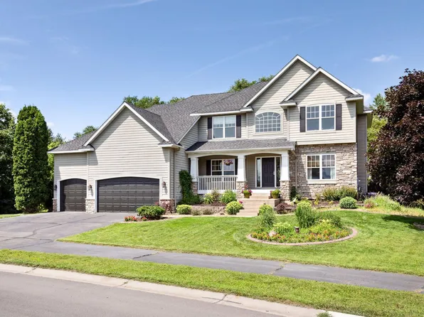9237 Albano Trl, Inver Grove Heights, MN 55077