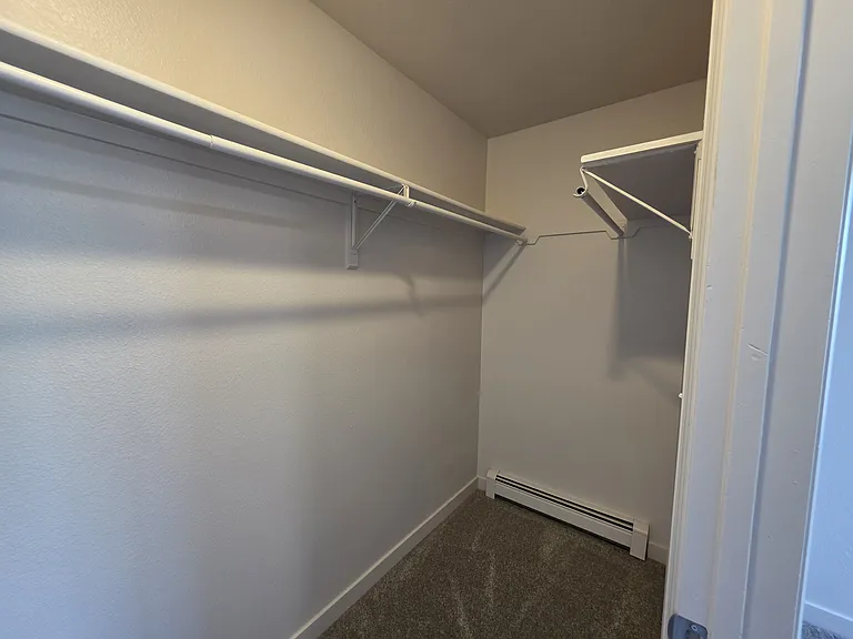 2984 Emerald Cir — Photo 7