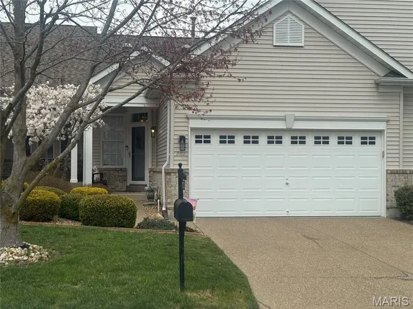2073 Hawks Landing Dr Unit C, Lake Saint Louis, MO 63367