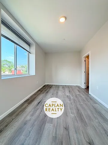 94 Olive St #2O1 — Photo 9