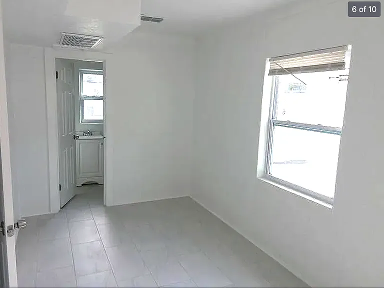 Cottages at Washington Square — Photo 10