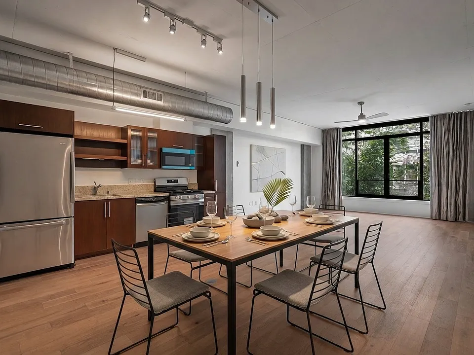 1111 S Grand Ave #607