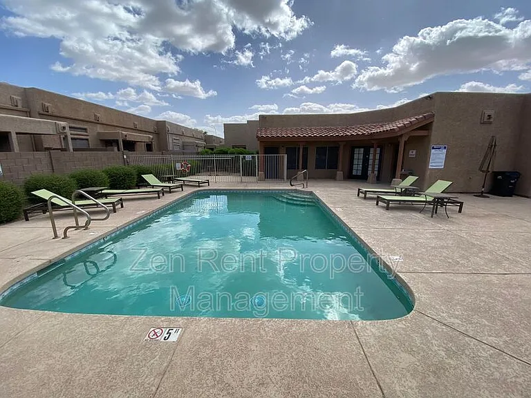 1650 S Crismon Rd #18 — Photo 21