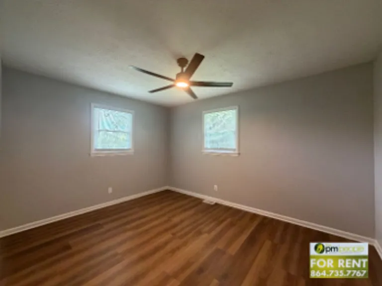 119 Welborn Cir — Photo 8