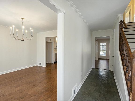 5th image of 1859 Malabar Dr