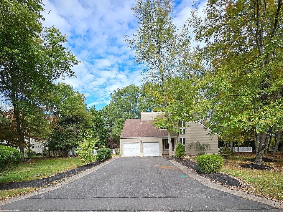 1st image of 120 Bracken Rd