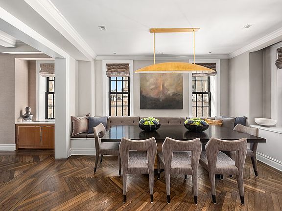 5th image of 21 E 66th St APT 8W