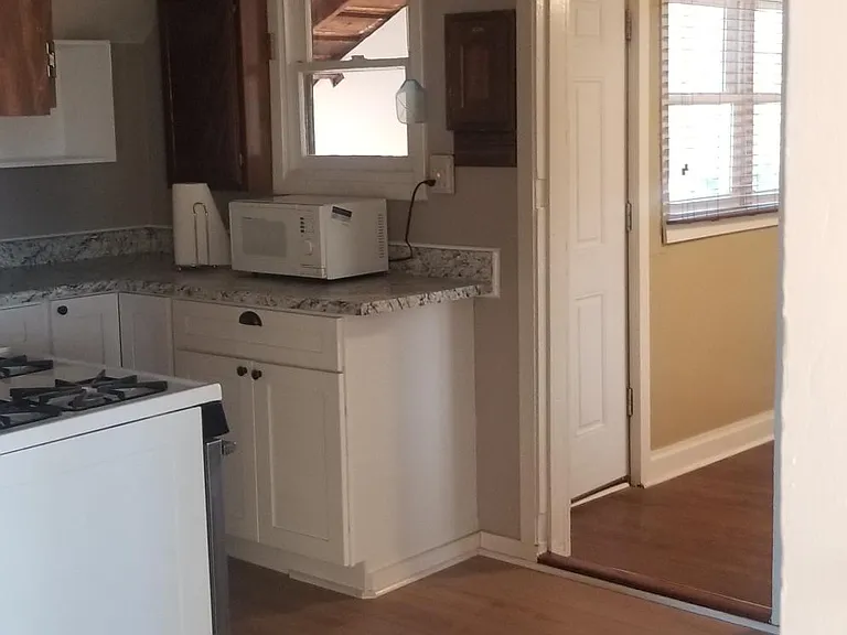 1024 W 1st St #3 — Photo 6