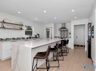 4530 Arrowhead Dr SE, Decatur, AL 35603