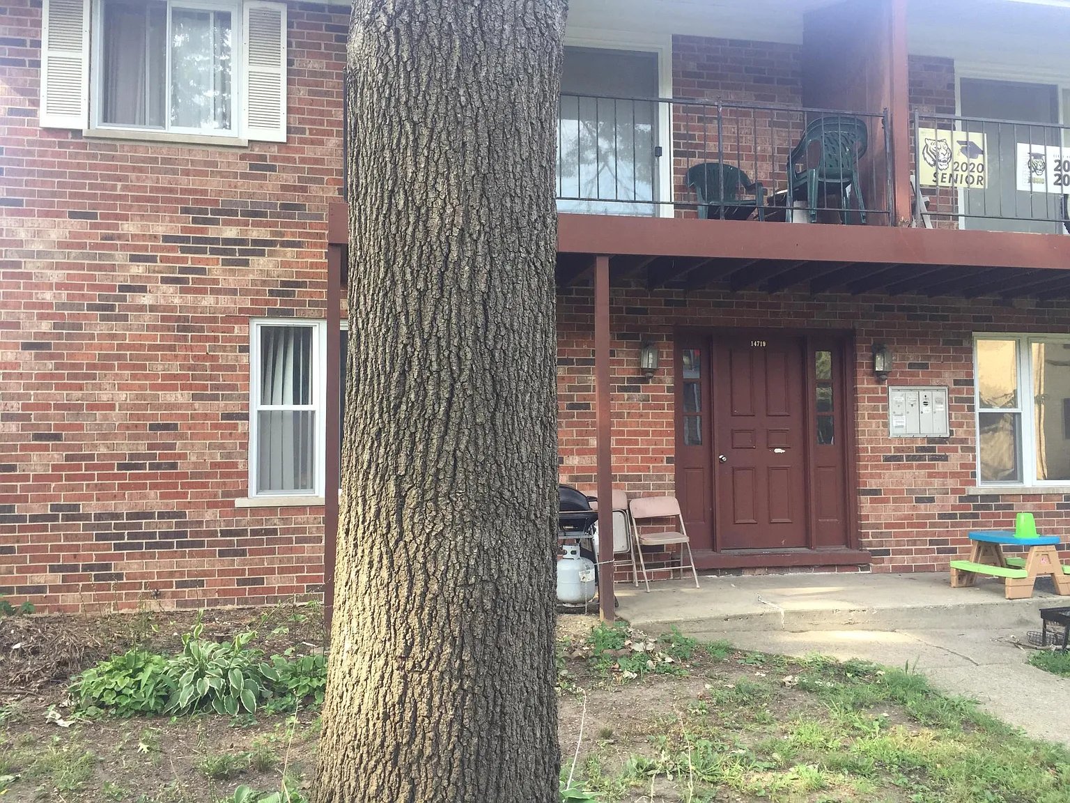 2 bed, 1000 sqft, $1,650 — Photo 2