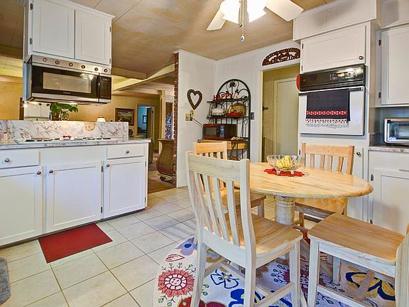 3rd image of 3721 Avenue G 1/2