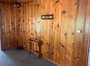 1302 S Sycamore St, Palestine, TX 75801