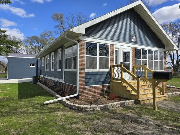 601 Powell St, Streator, IL 61364