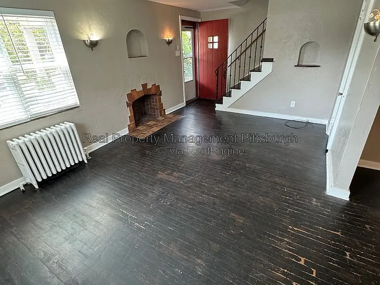 2819 Morlock St — Photo 3
