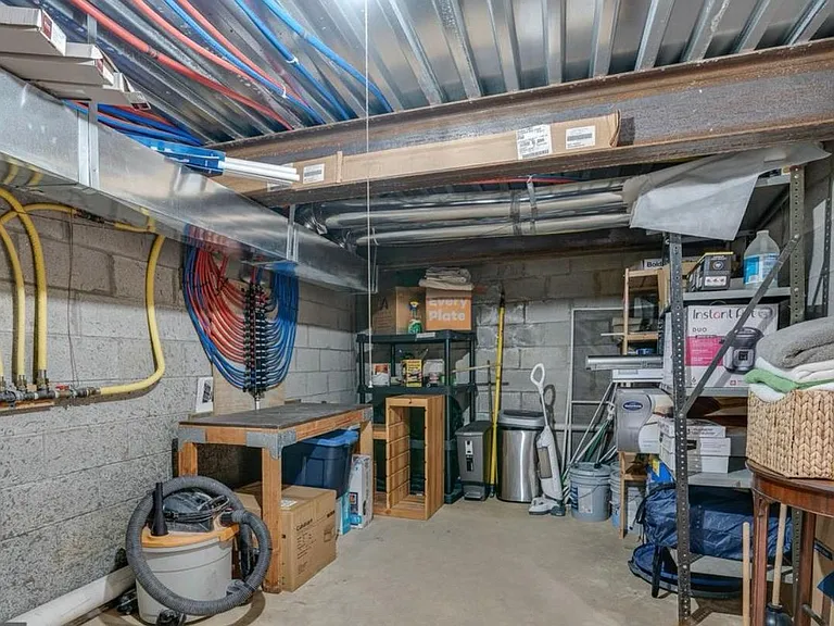 522 Carpenter St — Photo 21