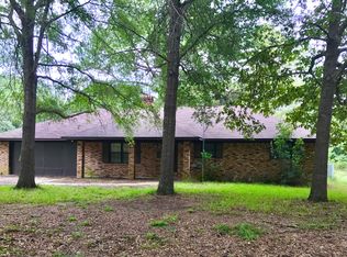 899 White Springs Rd, Frierson, LA 71027