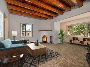 102 Camino Santiago, Santa Fe, NM 87501