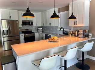 91 E Fulton St, Long Beach, NY 11561