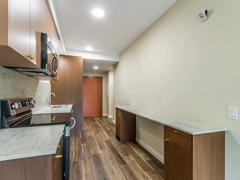 580 Coldstream Dr — Photo 10