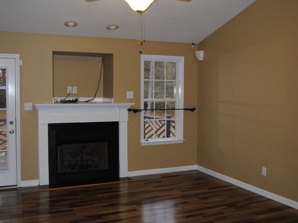 527 Madison Ave, Princeton, NC 27569