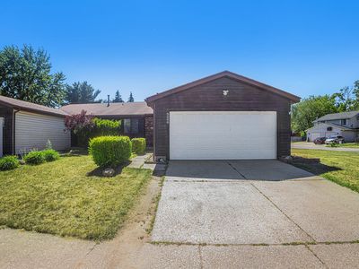 5869 Pine Vista St SE, Kentwood, MI, 49548