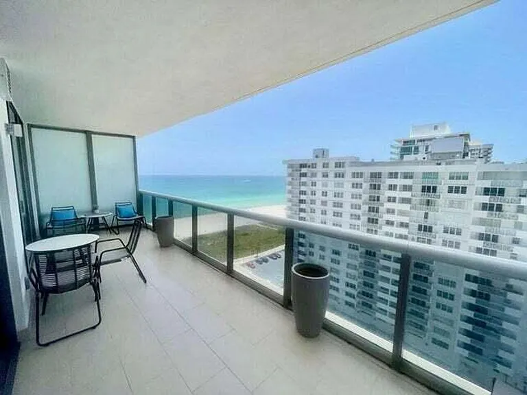 5875 Collins Avenue Cu #1606 — Photo 9
