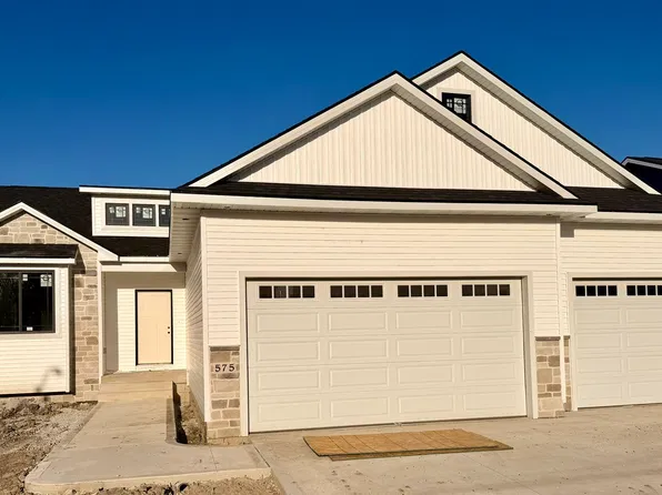 575 NW Georgetown Dr, Waukee, IA 50263