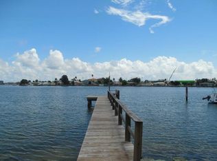 15509 Redington Dr, Redington Beach, FL 33708