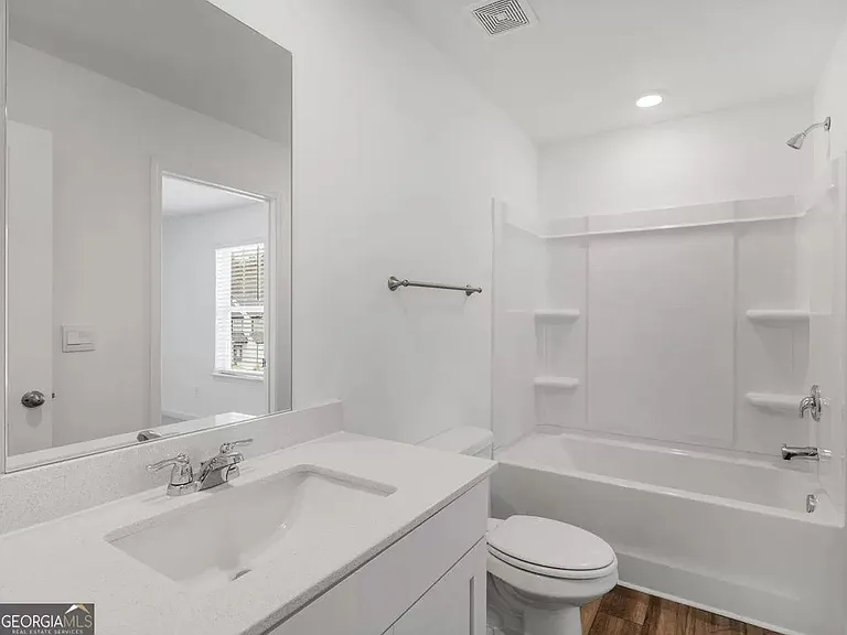 265 Bald Ave — Photo 15
