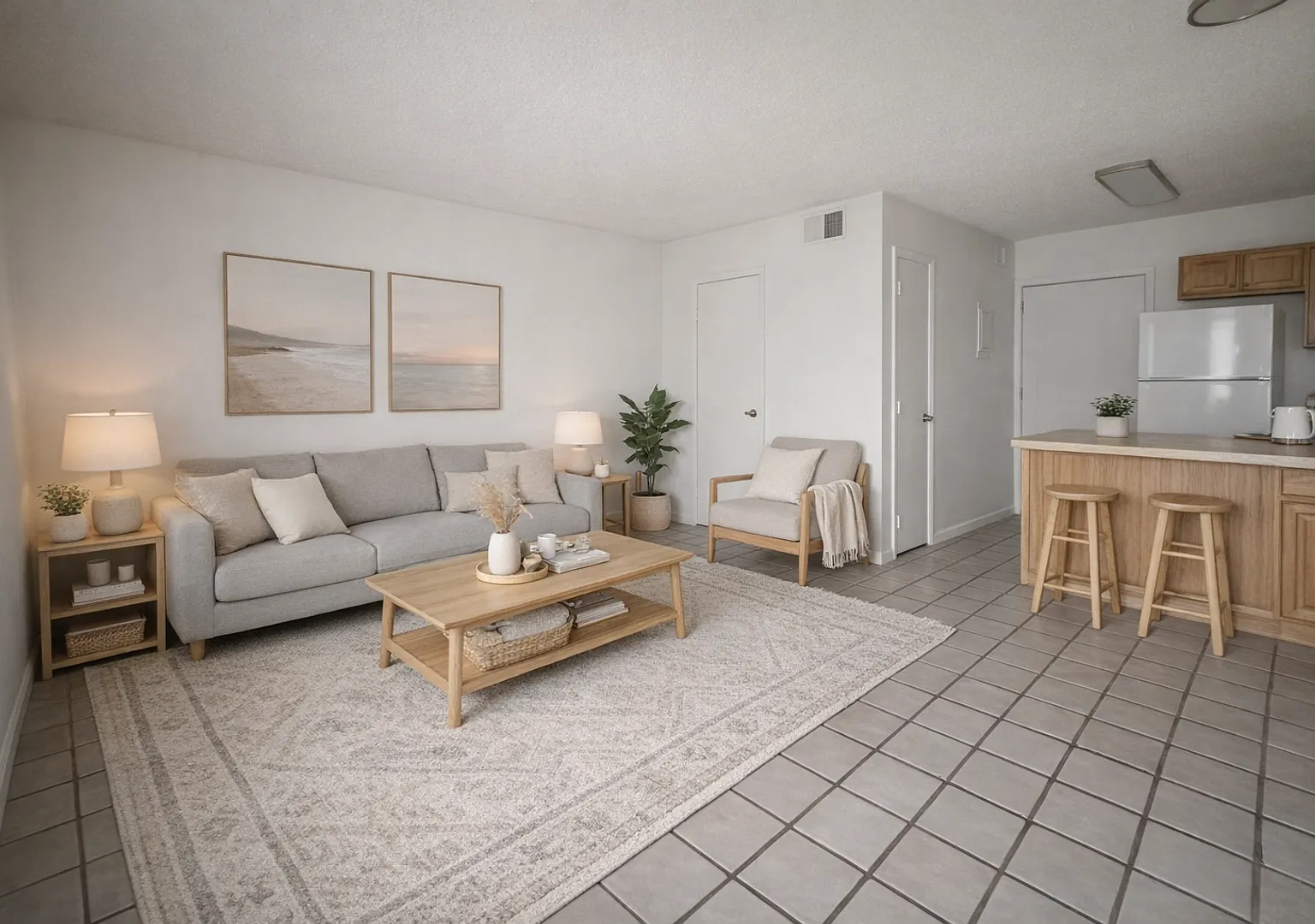 True 1 Bedroom Overlooking Doak Campbell — Photo 3