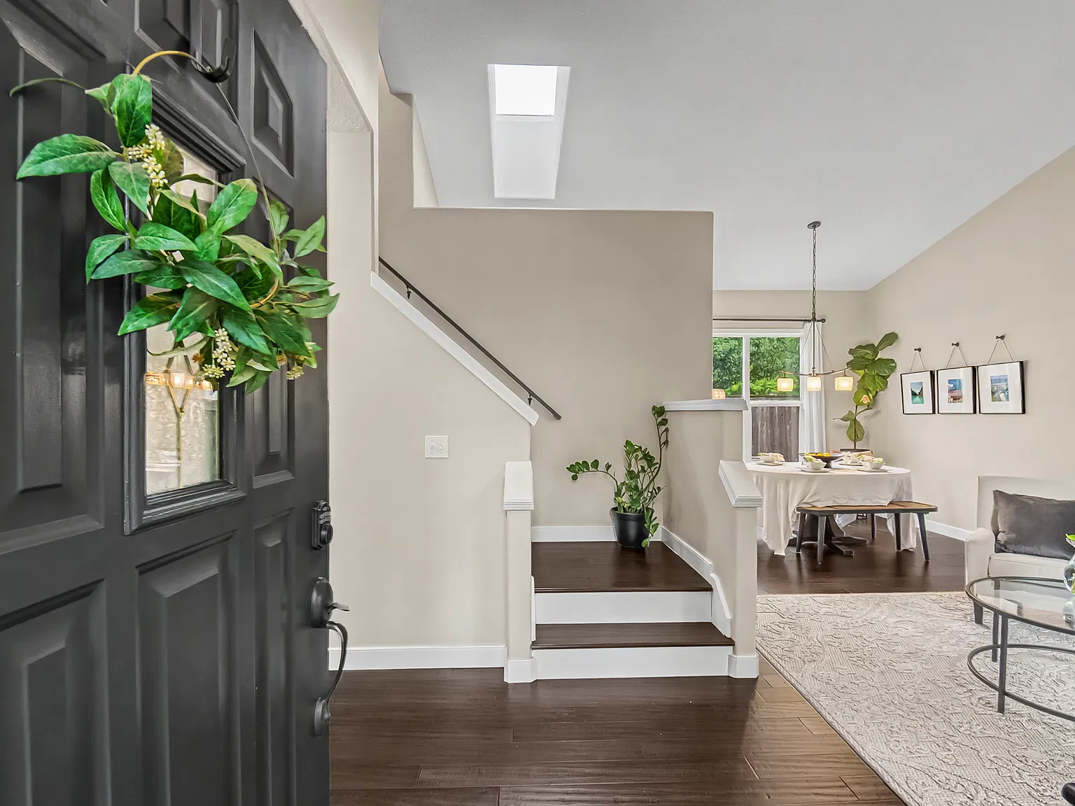 4 bed, 2.5 bath, 1824 sqft, $2,995 — Photo 1