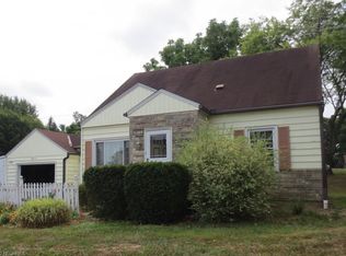 3136 Oser Rd, Barberton, OH 44203