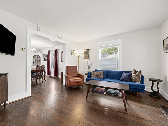 4th image of 428 Hillside Ave
