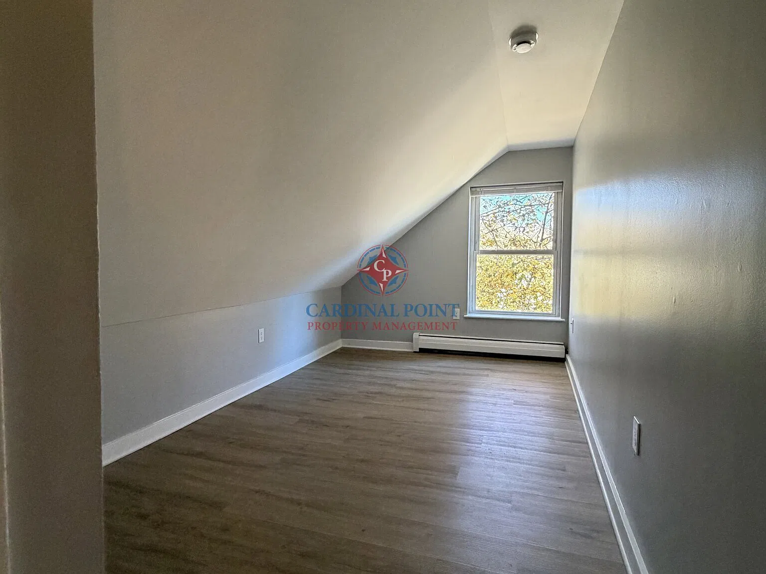 4 bed, 1200 sqft, $2,450 — Photo 3