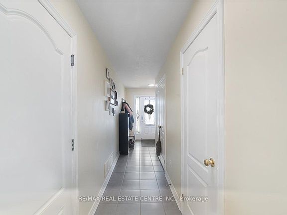 5th image of 1 Laverty Cres