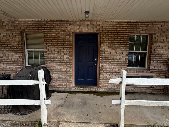 4th image of 206 Flanders St