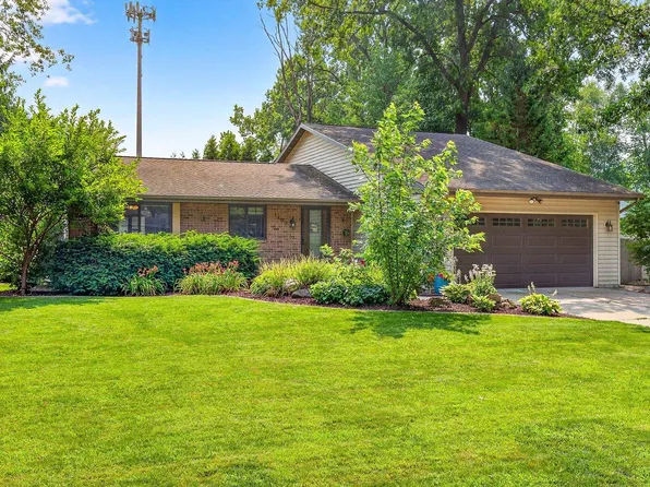 1499 Argonne Dr, Green Bay, WI 54304