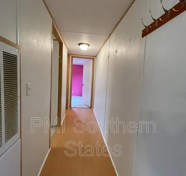 1374 Meadowlark Ln — Photo 10