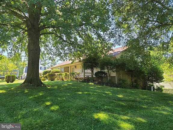 3rd image of 15204 Hannans Way