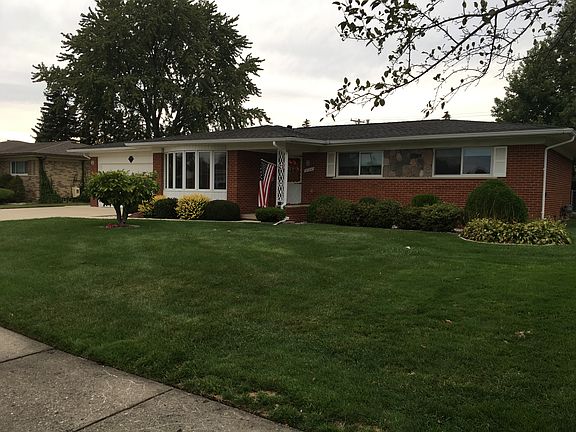 2nd image of 37331 Catherine Marie Dr