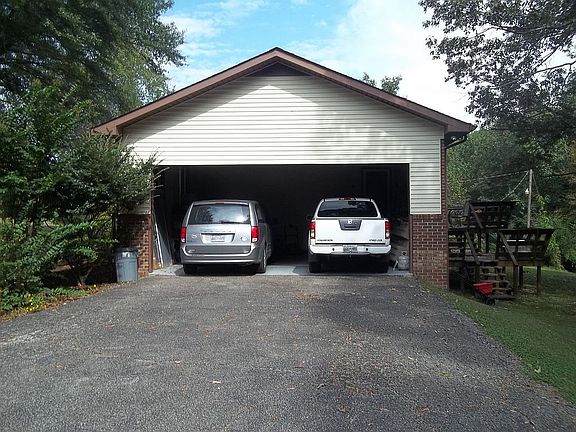attached garage