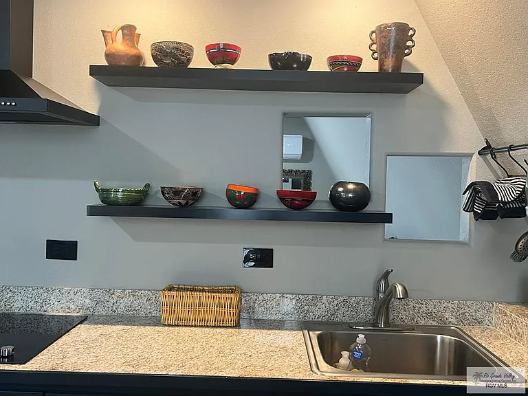 1551 Lakeside Blvd #7 — Photo 3