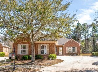 6605 Somerby Ln, Mobile, AL 36695