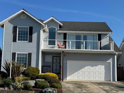 930 Glass Beach Dr, Fort Bragg, CA, 95437