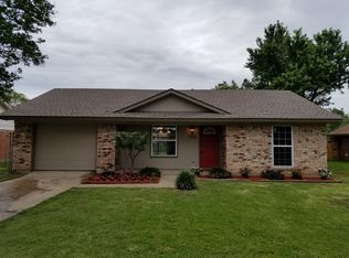 1702 Woodhaven Dr, Seagoville, TX 75159