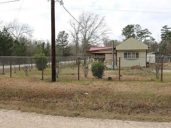 3rd image of 11 Wildwood Dr
